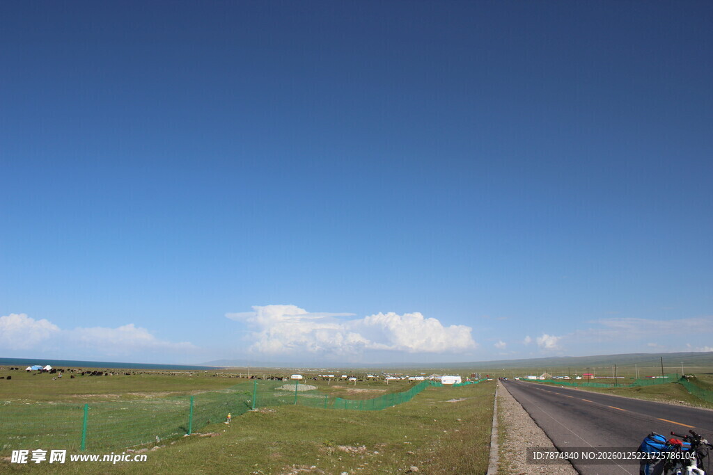 草原公路骑行风景
