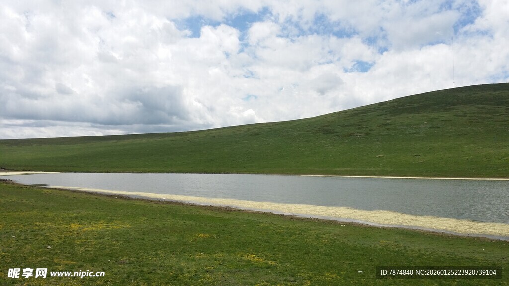 湖畔美景 广袤天地间风光