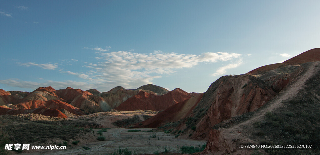 壮丽多彩的山间风景