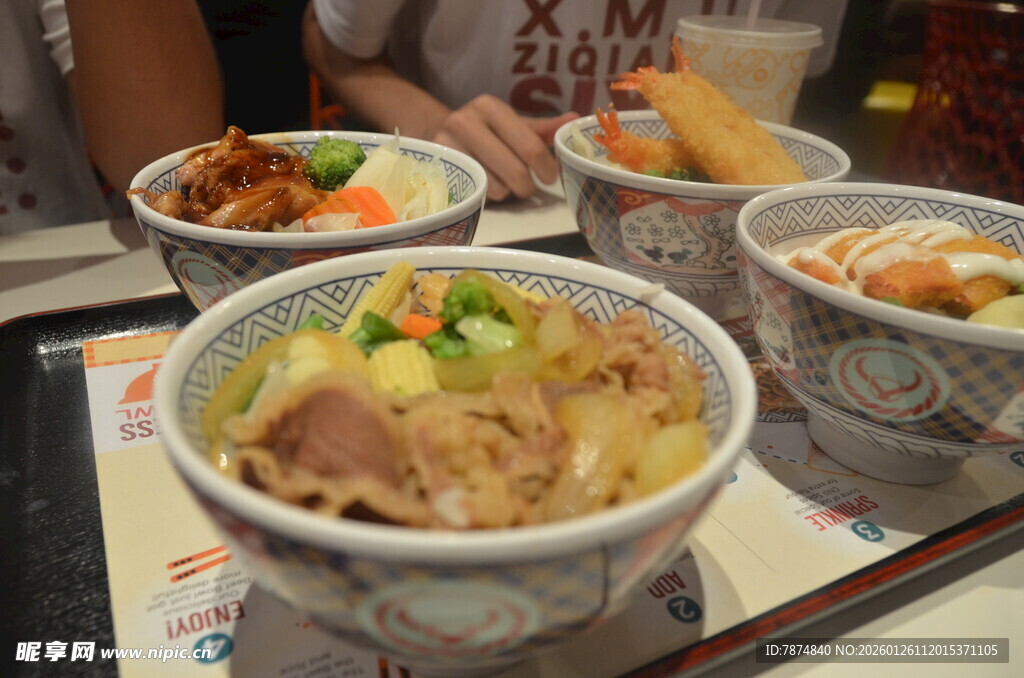 美味日式拉面套餐展示
