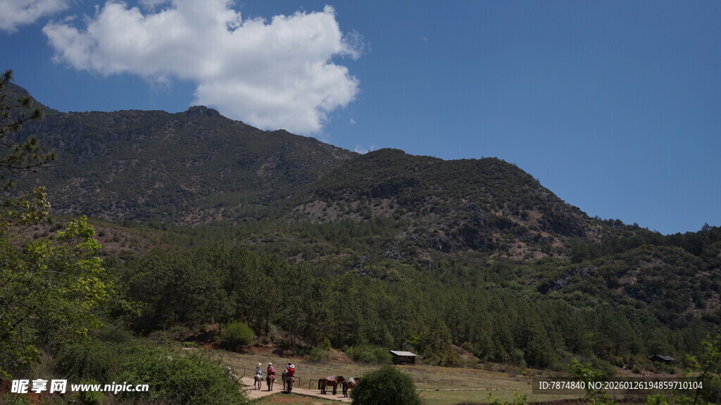 山间美景