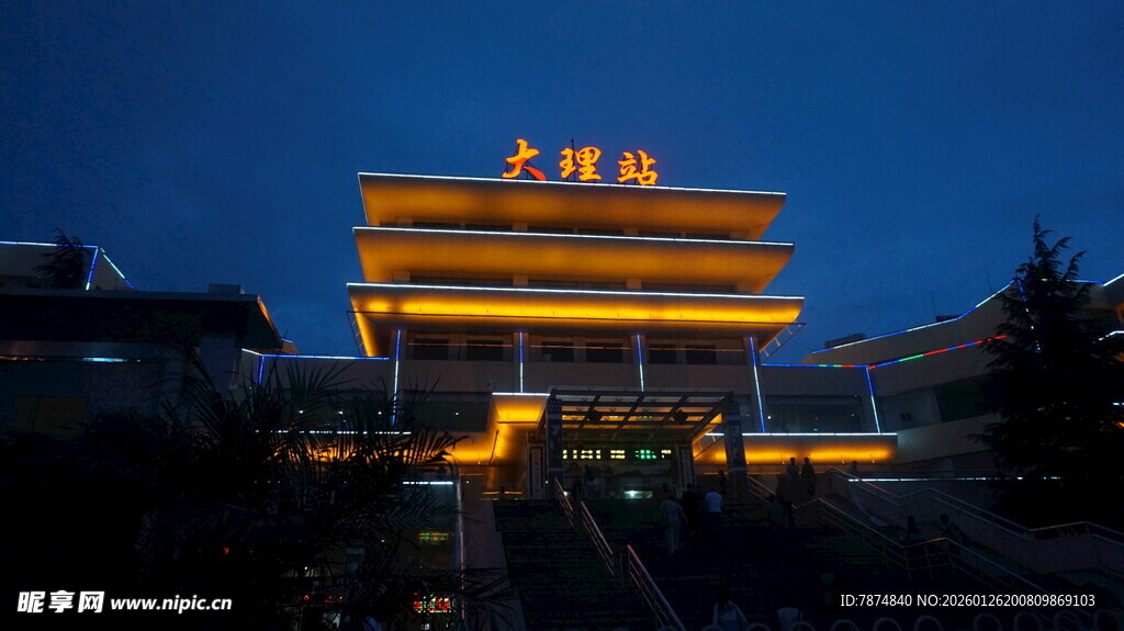 夜幕下的中式建筑景观