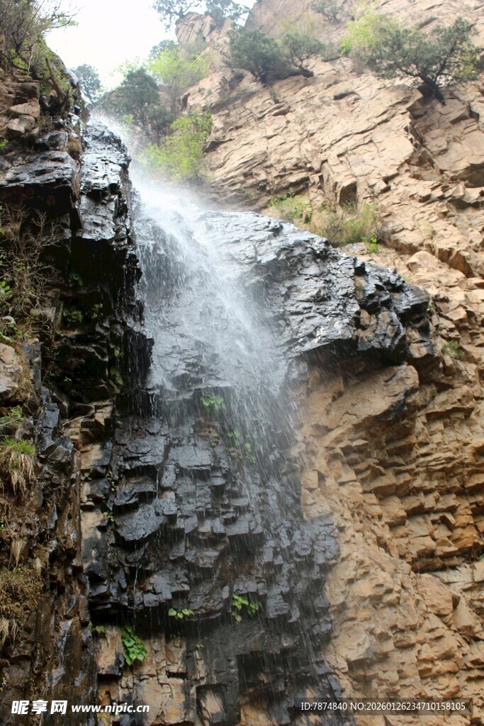 石林峡山间瀑布景观