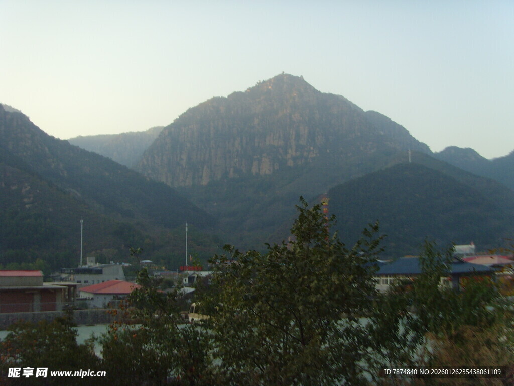 石林峡山间村落远景