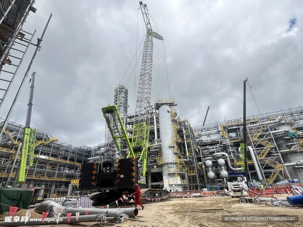 建筑工地施工场景