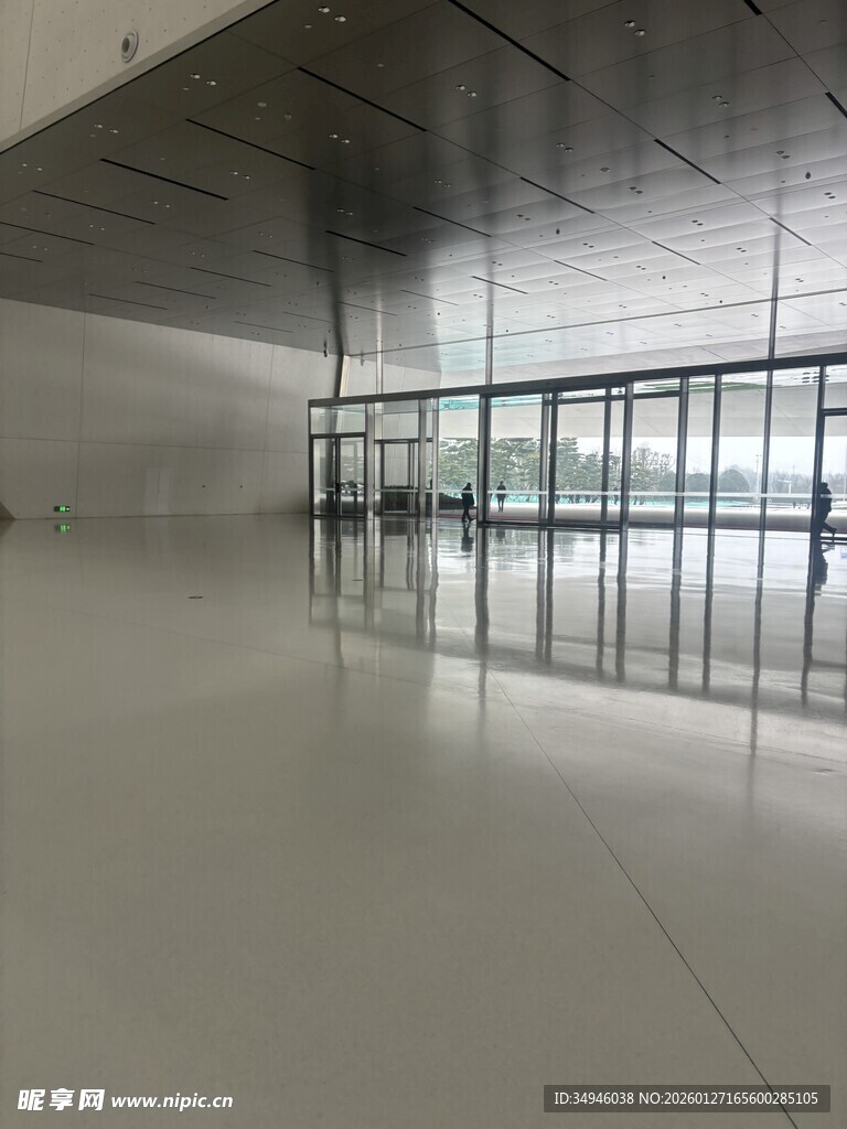 现代空旷室内空间场景
