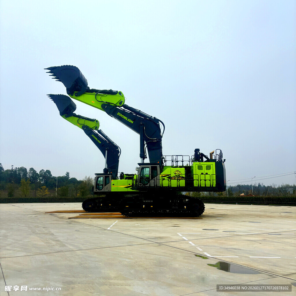 水陆两用挖掘机