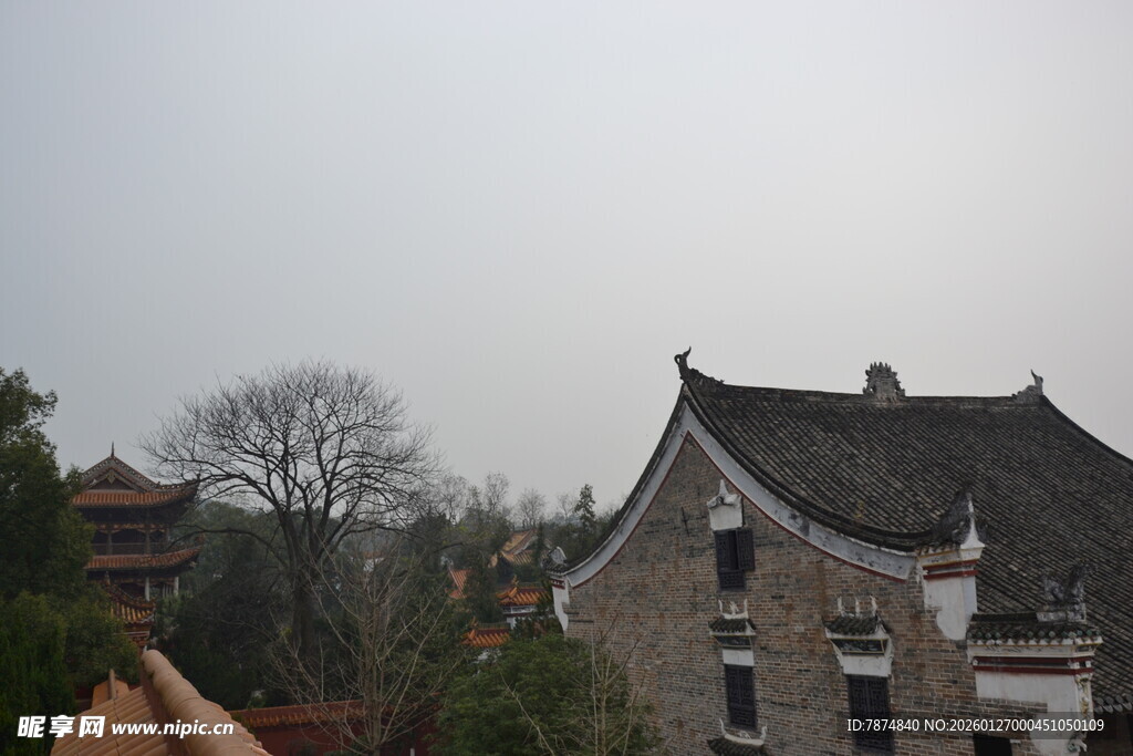 中式古建屋顶风景