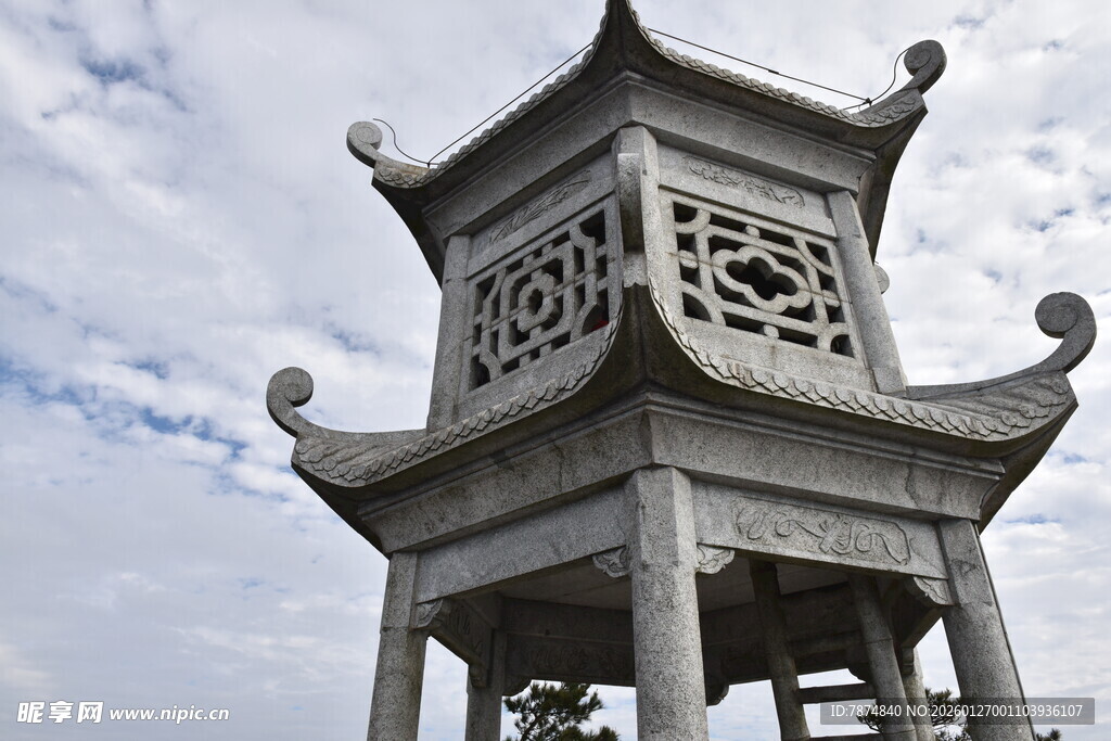 衡山中式古亭 尽显典雅韵味