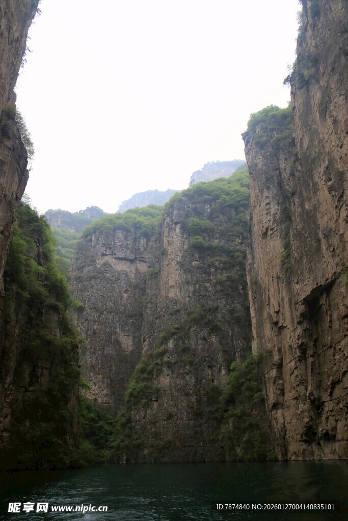 峡谷风光