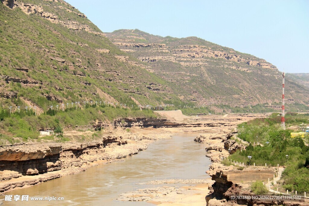 山间河流景观