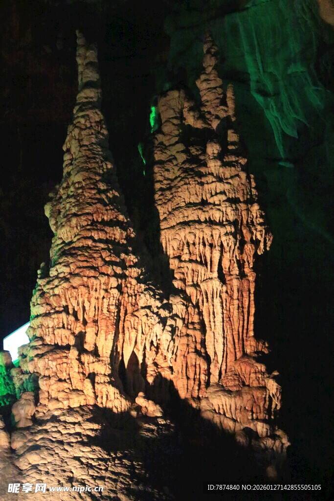 奇幻溶洞景观
