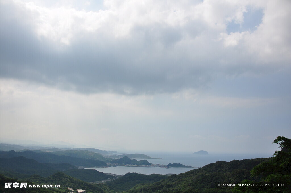 山间云海景观