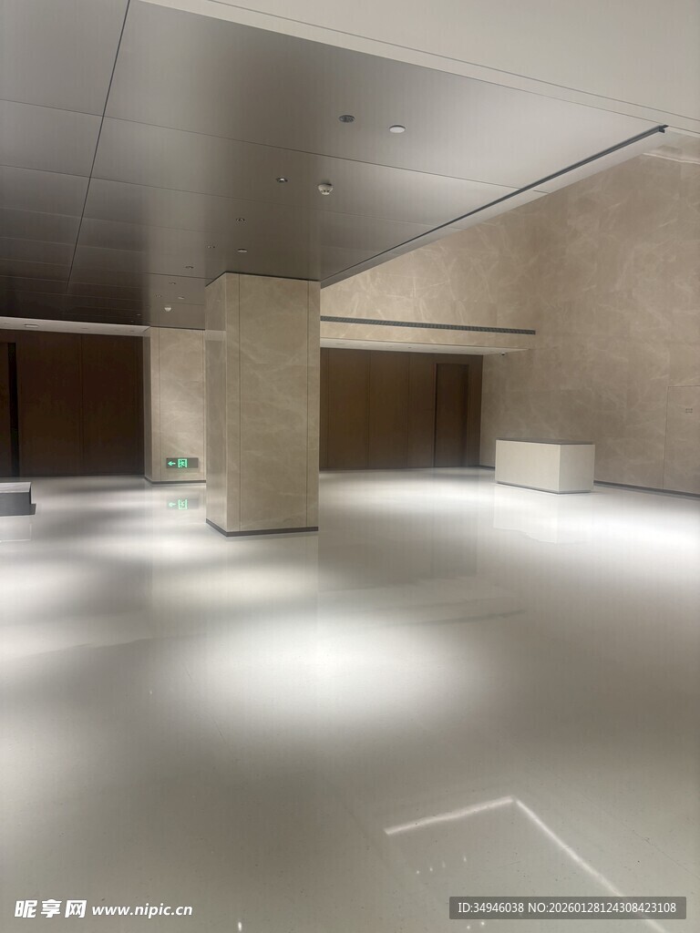 空旷简约室内空间场景