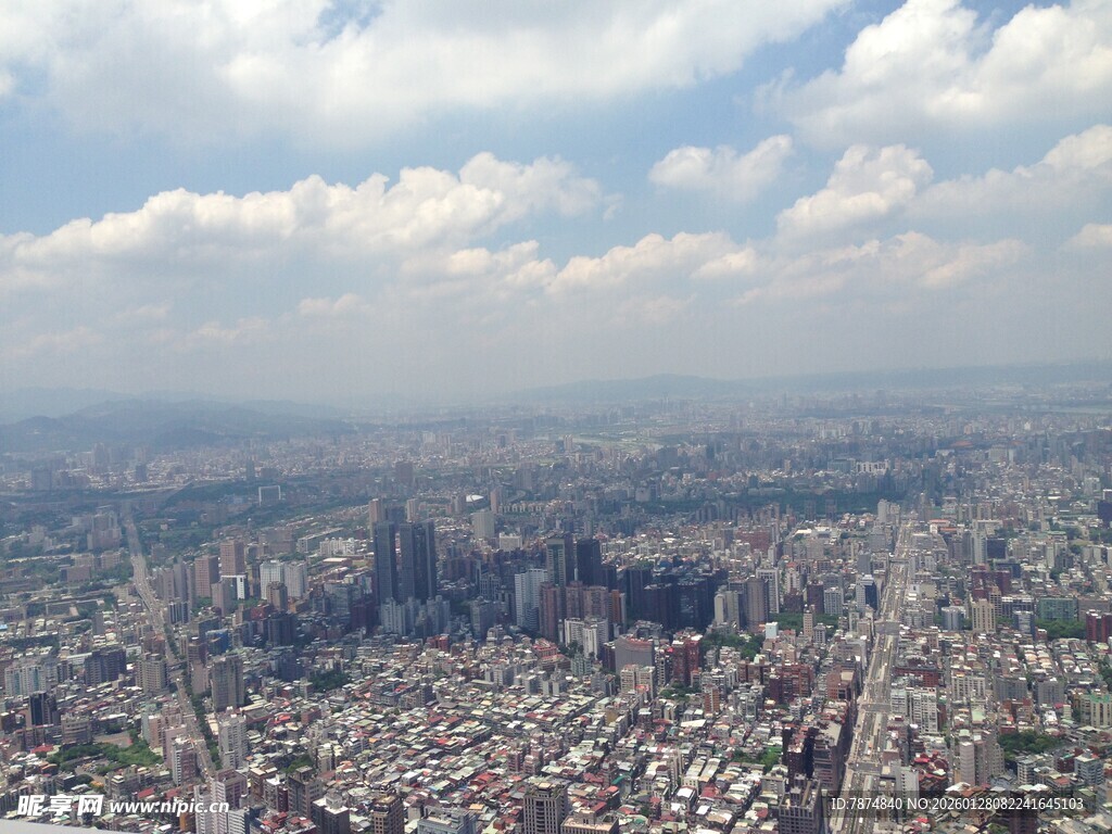 俯瞰繁华都市全景