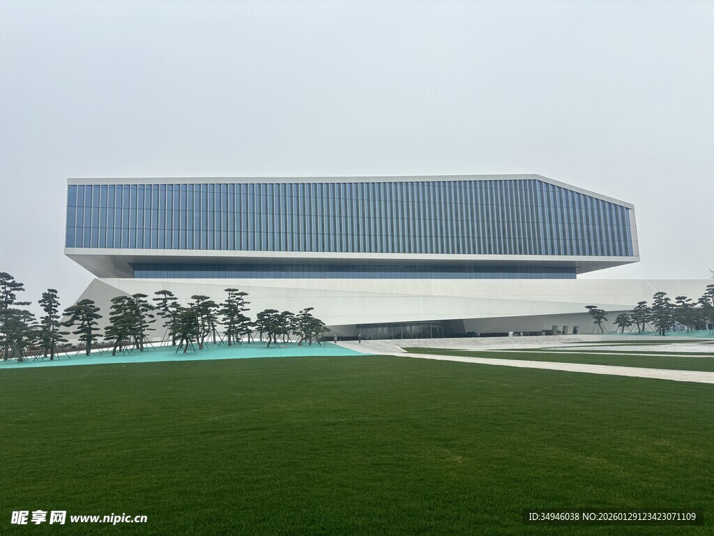 现代简约风格的独特建筑