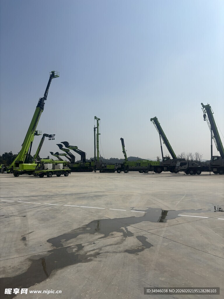 户外起重机停放场地