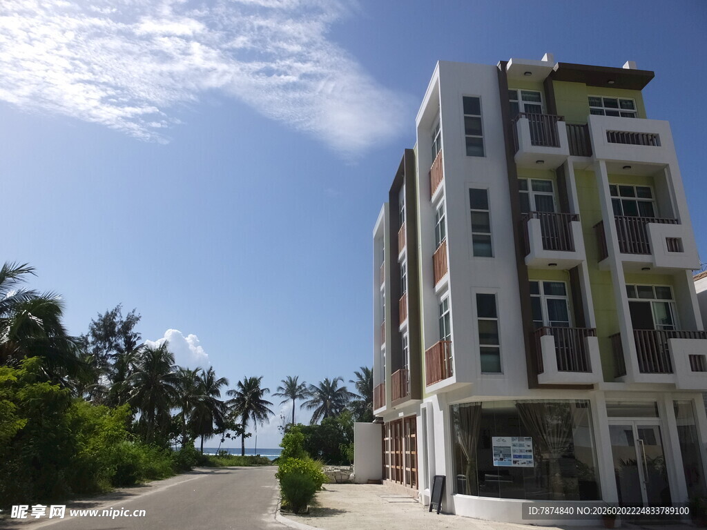 现代多层建筑外观景观