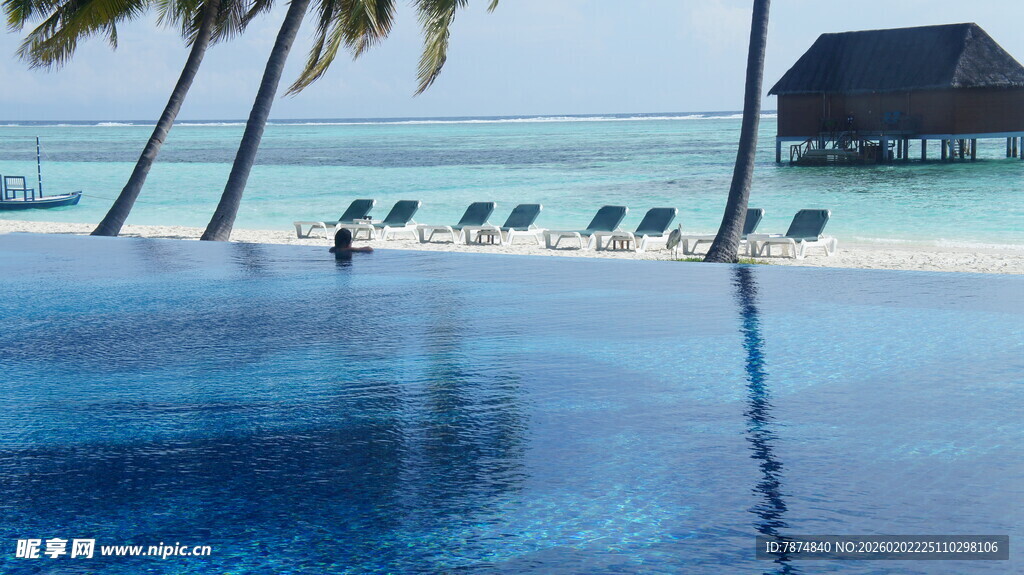 马尔代夫海景泳池风光