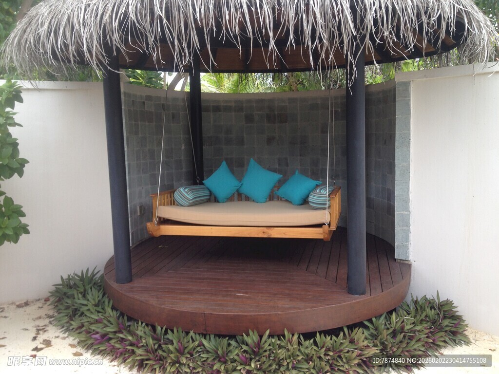 户外茅草顶休闲躺床
