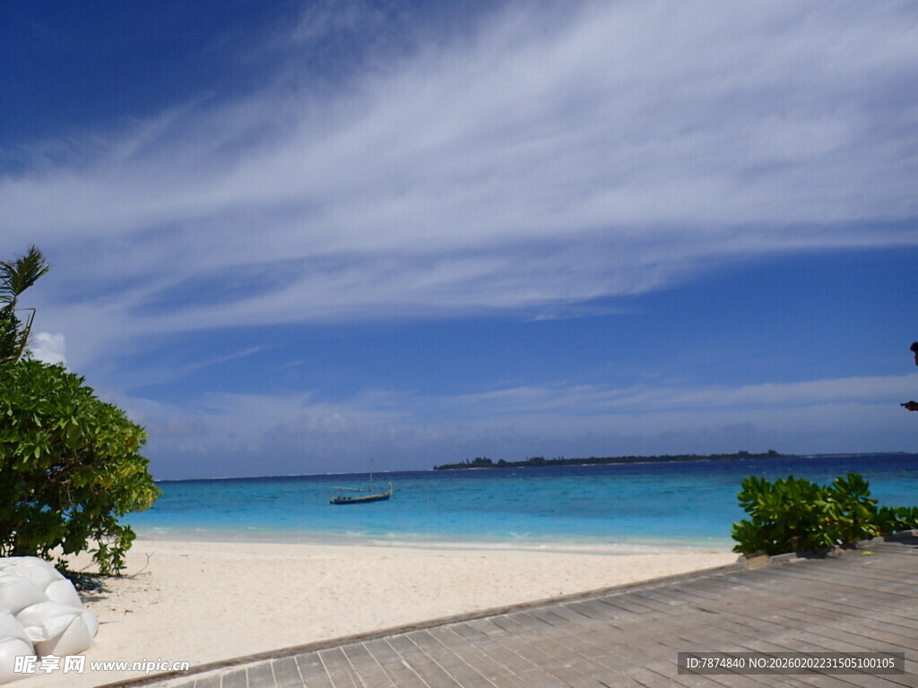 美丽海滨沙滩风光