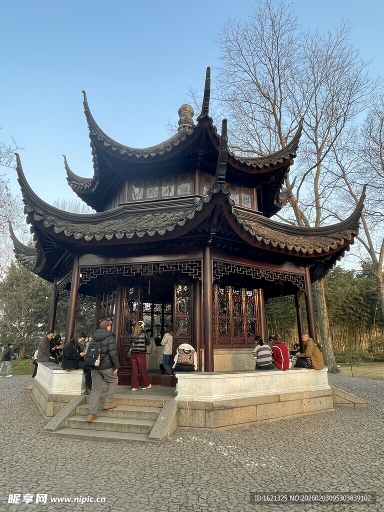 中式古亭 尽显古典韵味 拙政园