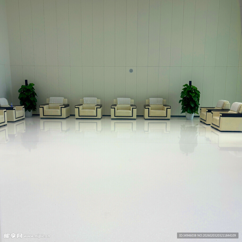 现代简约风格会议室场景