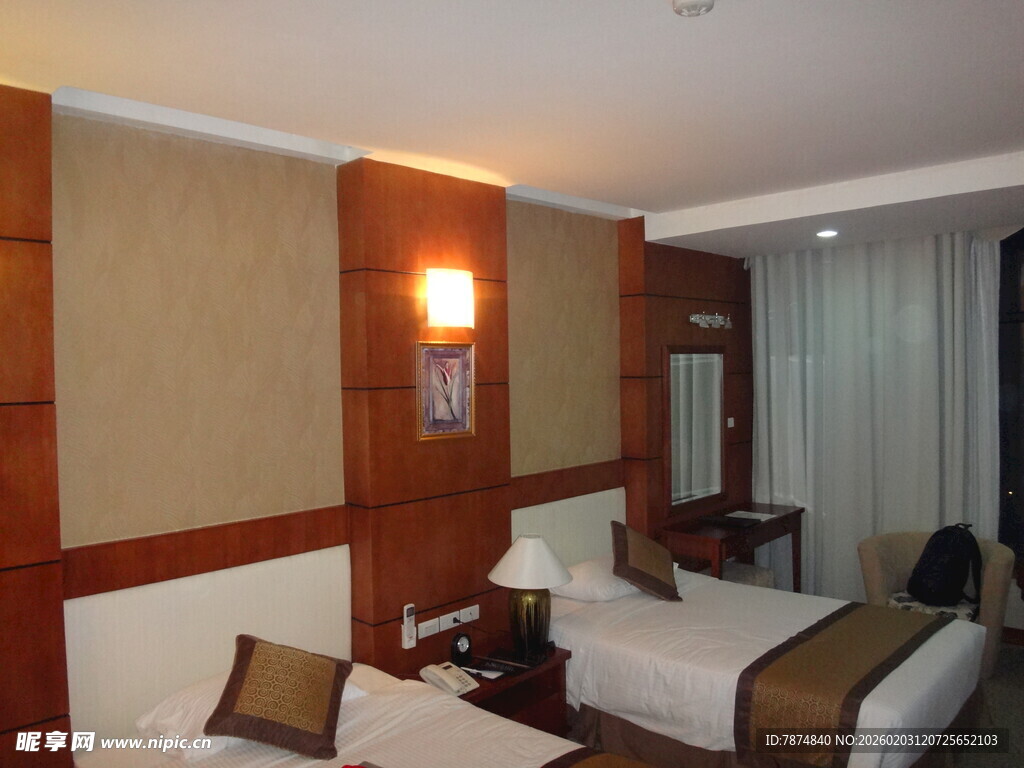 温馨双人酒店客房场景