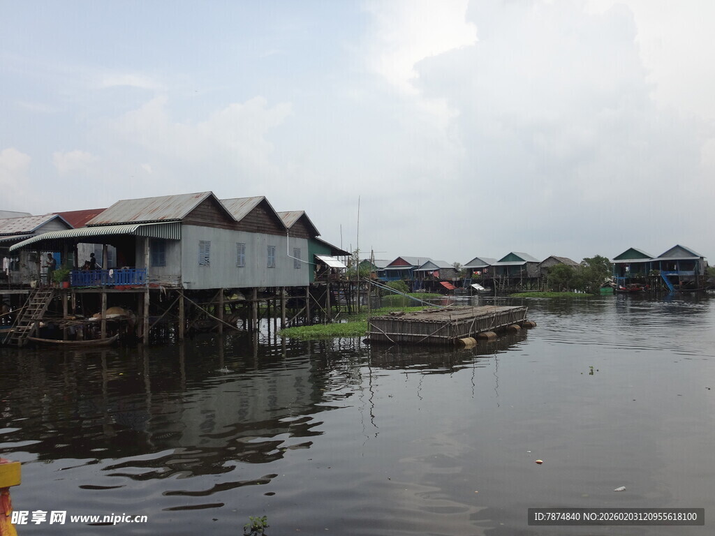 水上民居 宁静水乡景致