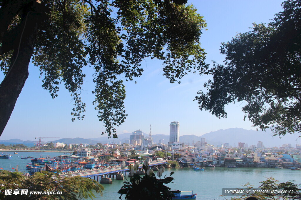 越南城市滨水风光美景