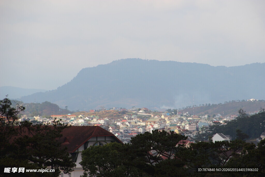 越南山城景色远眺