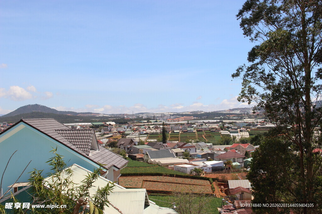 越南俯瞰城市与自然景观