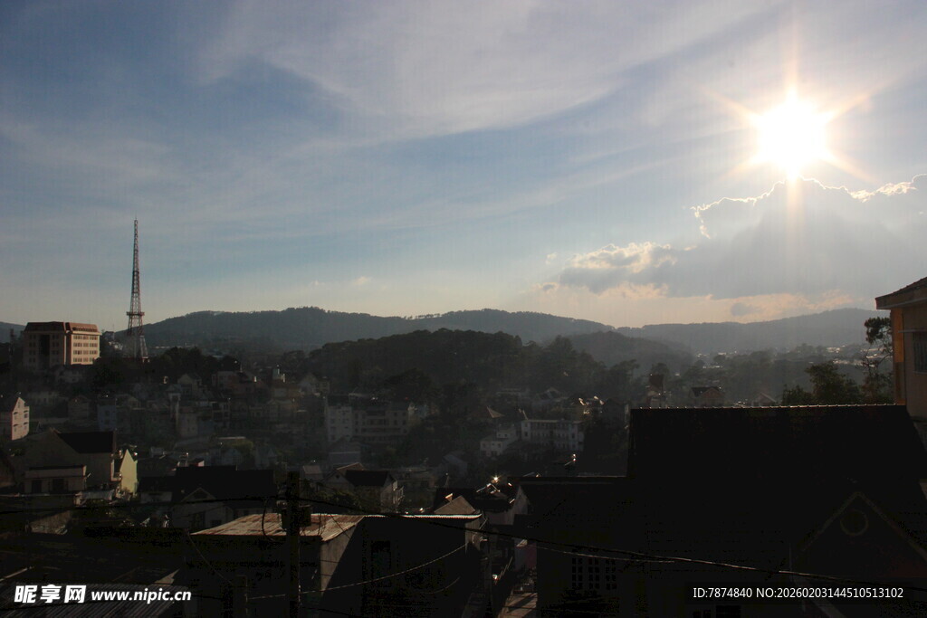 越南城市日出美景