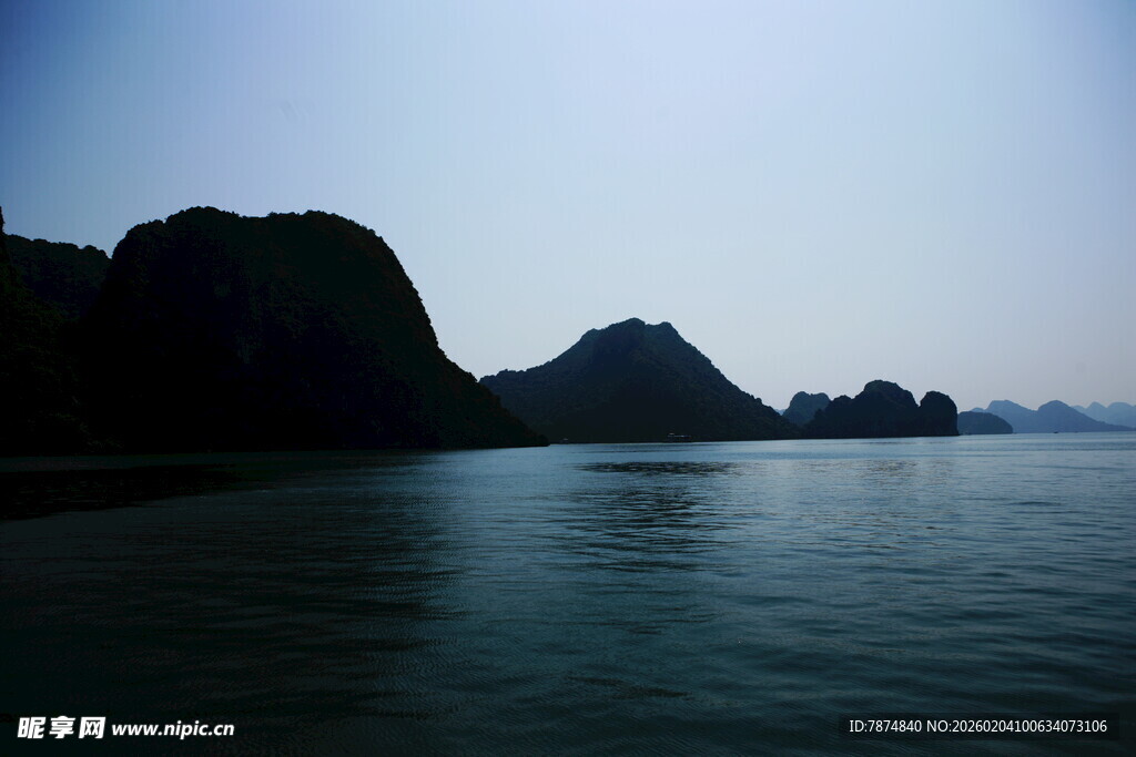 越南宁静山水间的美丽景致
