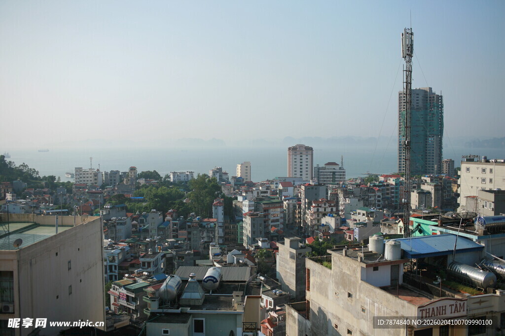 越南城市天际线与密集建筑群
