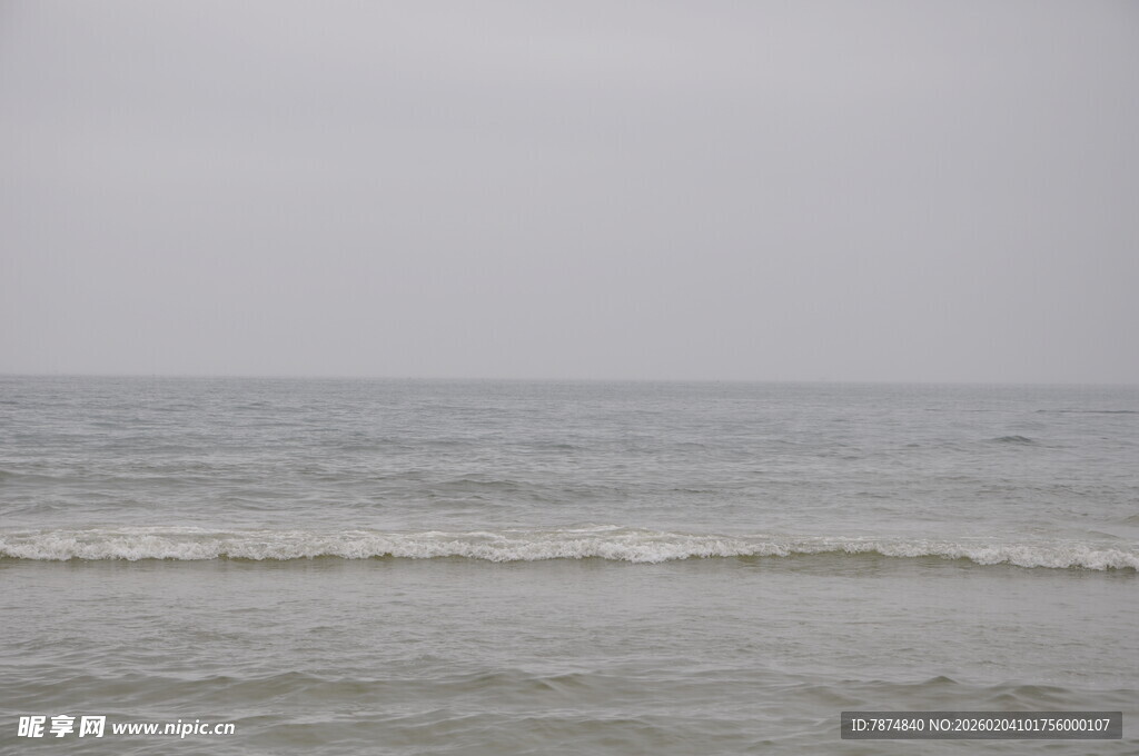 越南海边朦胧海景