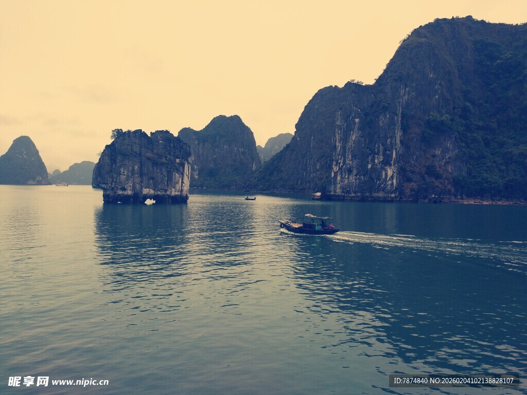越南海上喀斯特美景