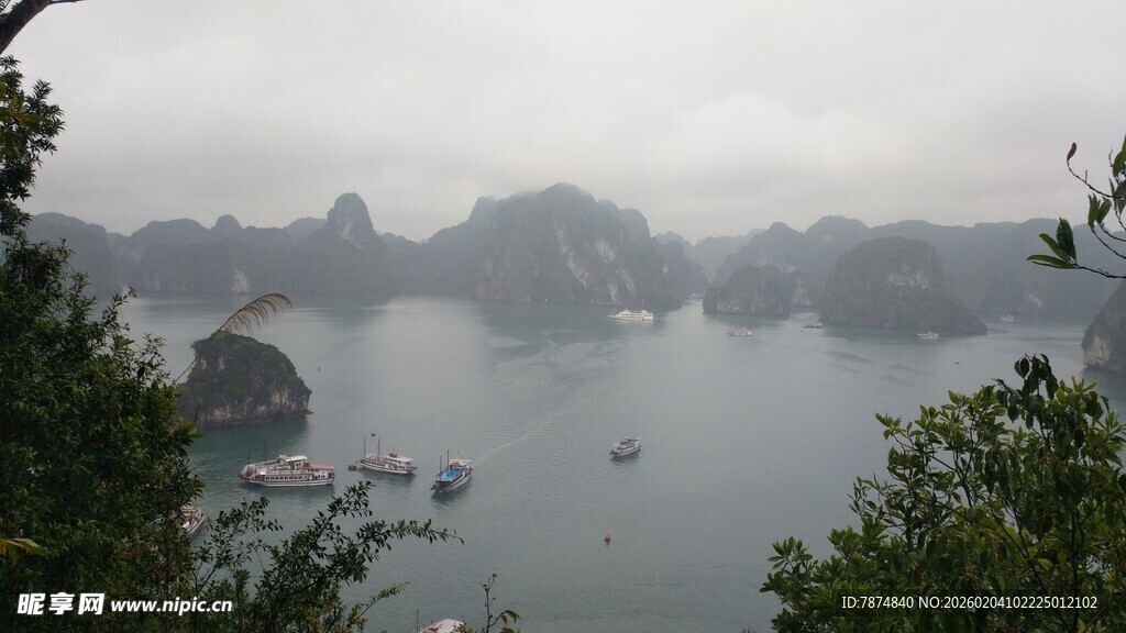 越南雾中越南下龙湾美景