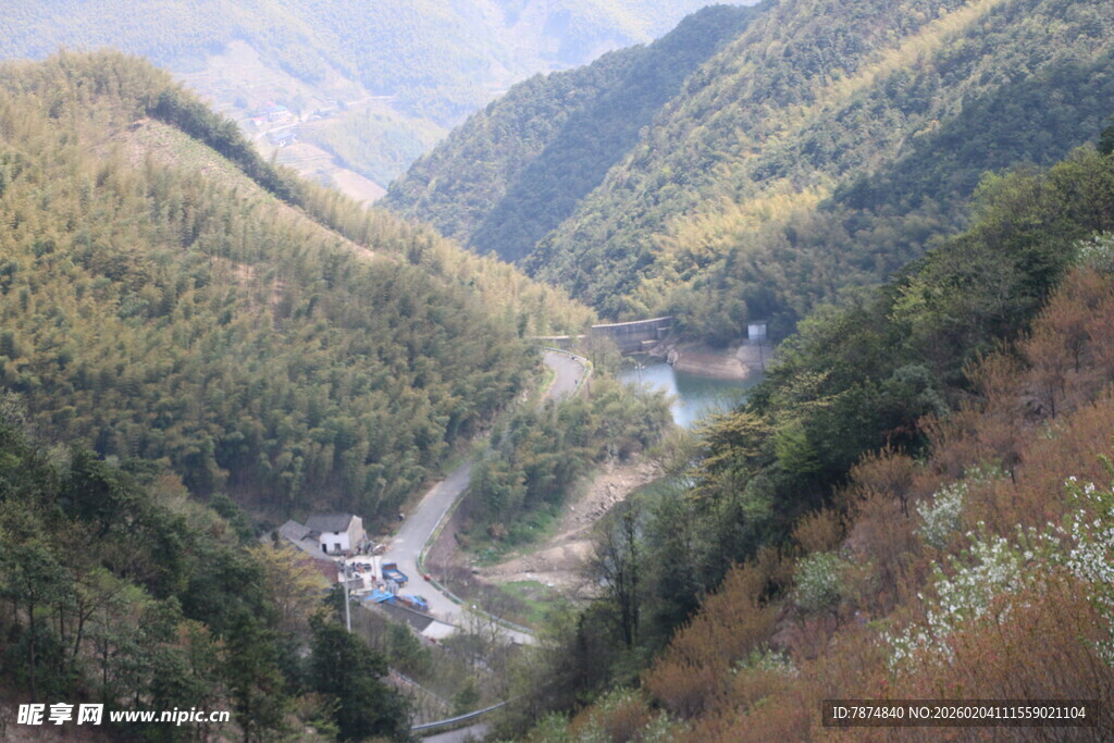山间村落美景