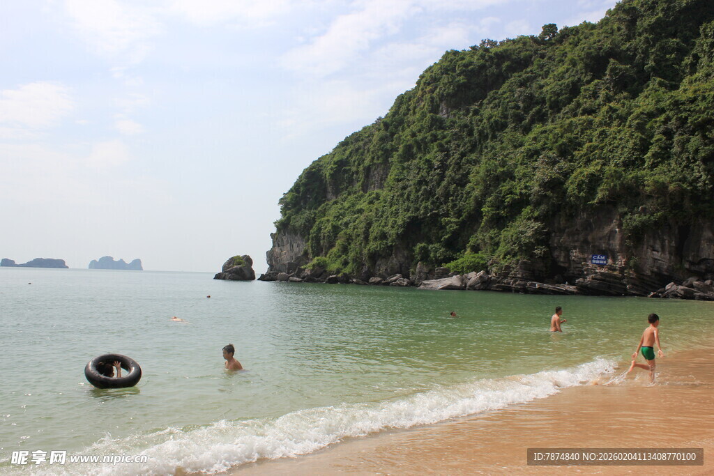 越南美丽海滩上的休闲时光