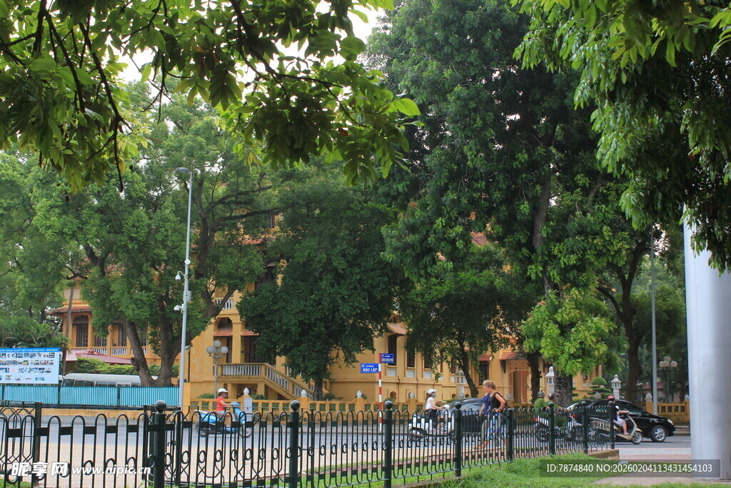 越南公园中的游乐设施景观