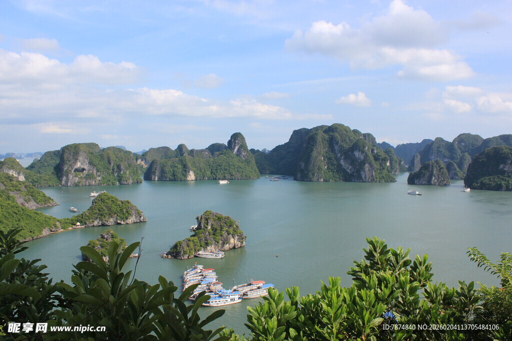 越南下龙湾美景俯瞰