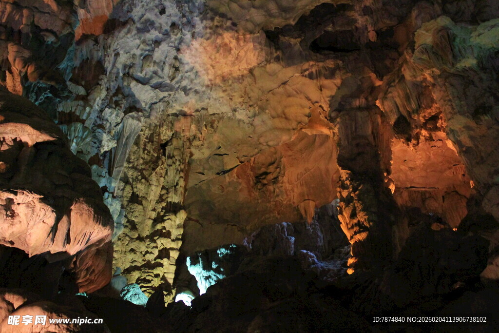 越南奇幻溶洞景观