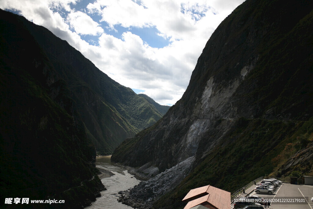 峡谷风光俯瞰