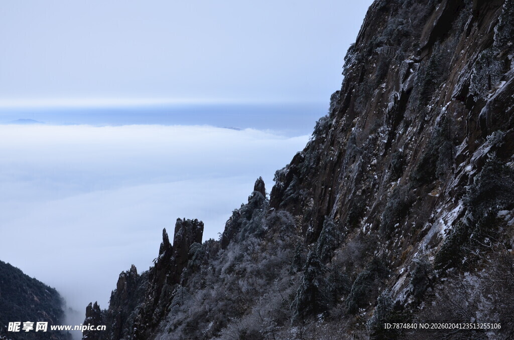 高山云海壮丽景观