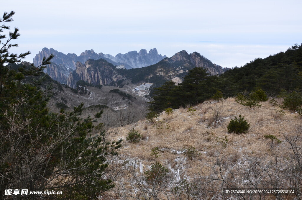 山间景色