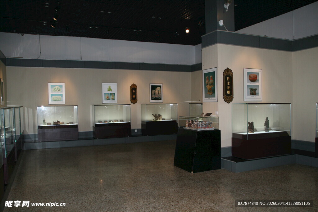 博物馆内的精美展品陈列