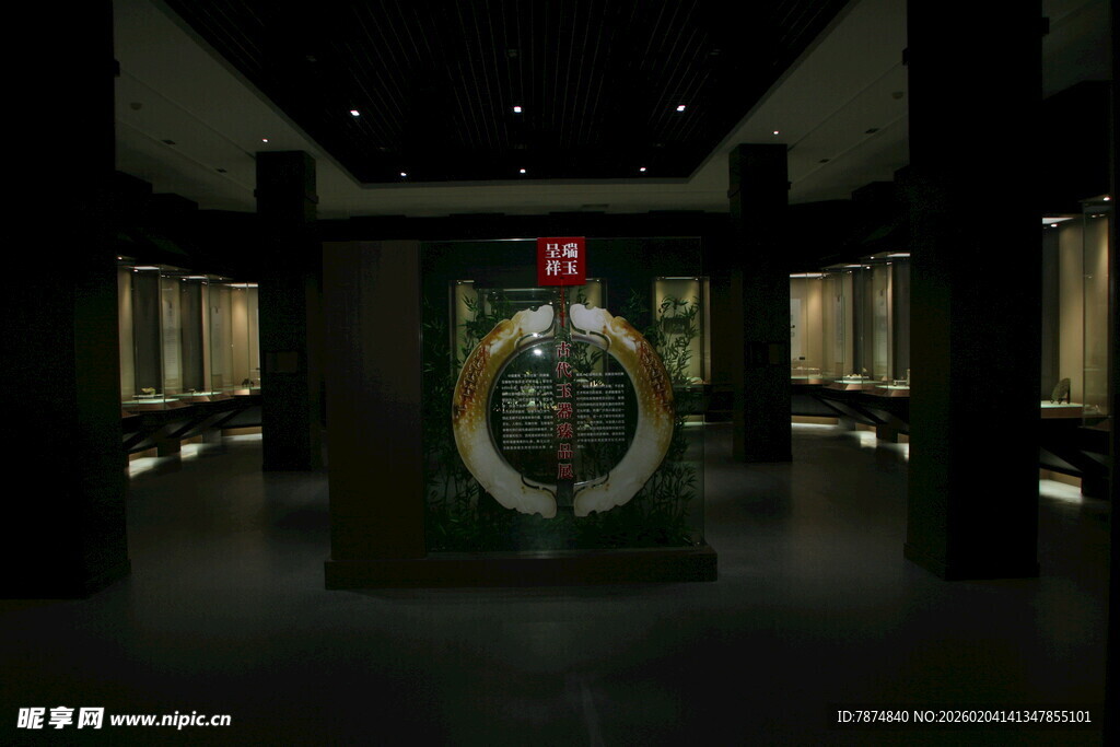 博物馆内独特圆形展品陈列