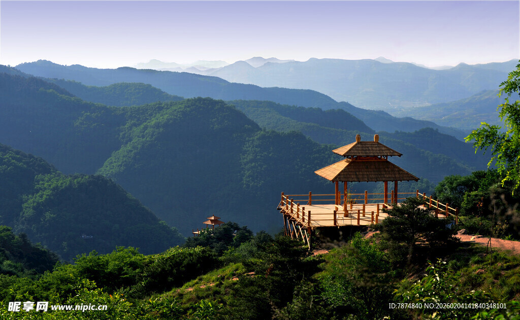 山间亭景 青山翠谷入画