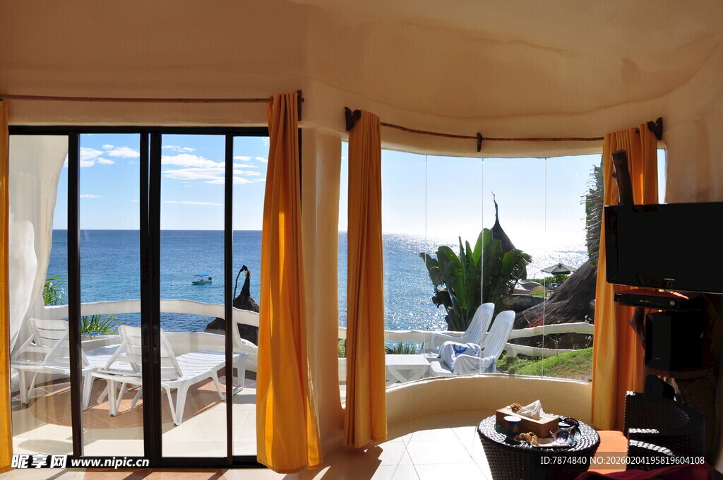 海景房内景 窗外碧海蓝天